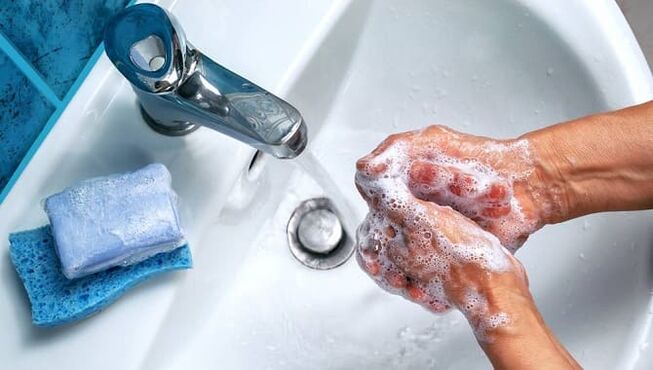 lavagem das mãos de parasitas
